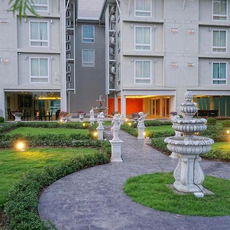 Nantra Chiangmai Riverfront Hotel Chiang Mai Exterior photo