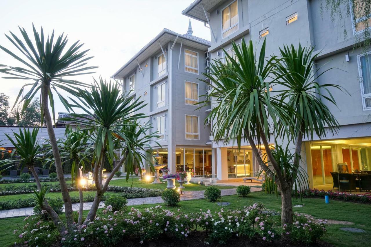 Nantra Chiangmai Riverfront Hotel Chiang Mai Exterior photo