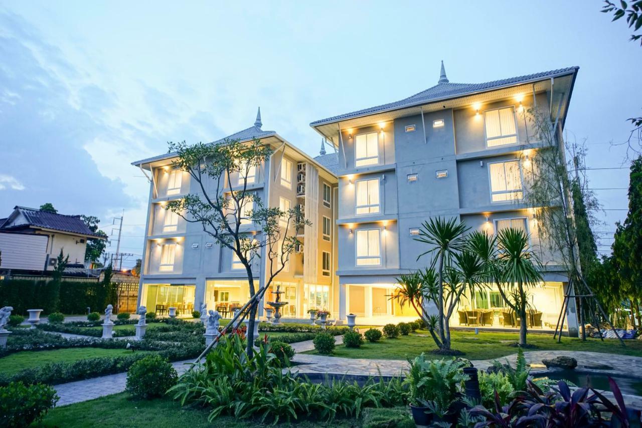 Nantra Chiangmai Riverfront Hotel Chiang Mai Exterior photo