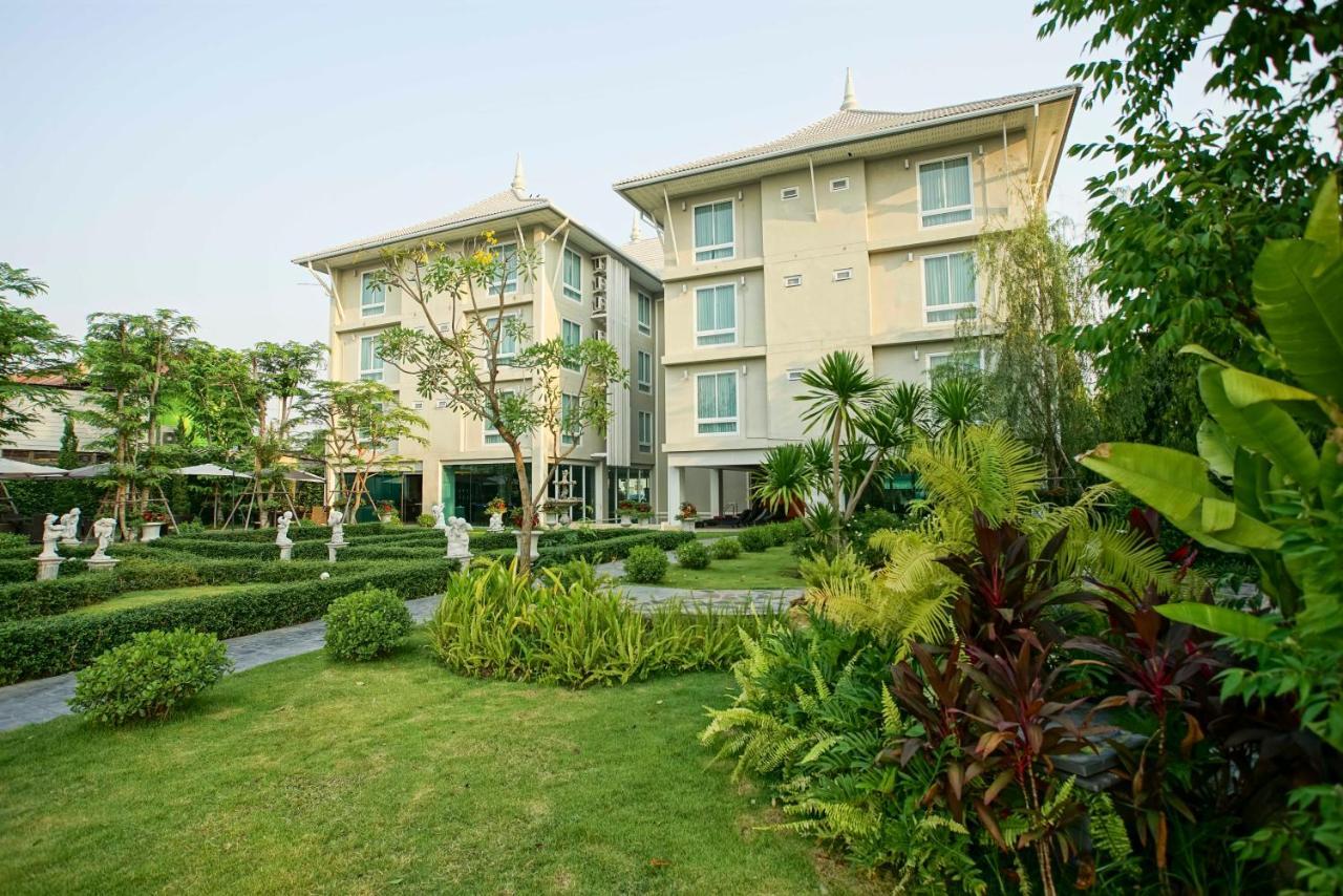 Nantra Chiangmai Riverfront Hotel Chiang Mai Exterior photo
