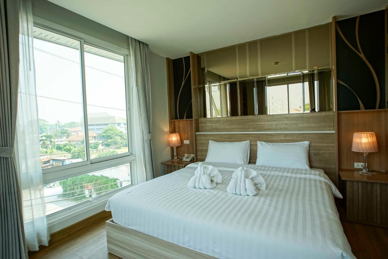 Nantra Chiangmai Riverfront Hotel Chiang Mai Room photo