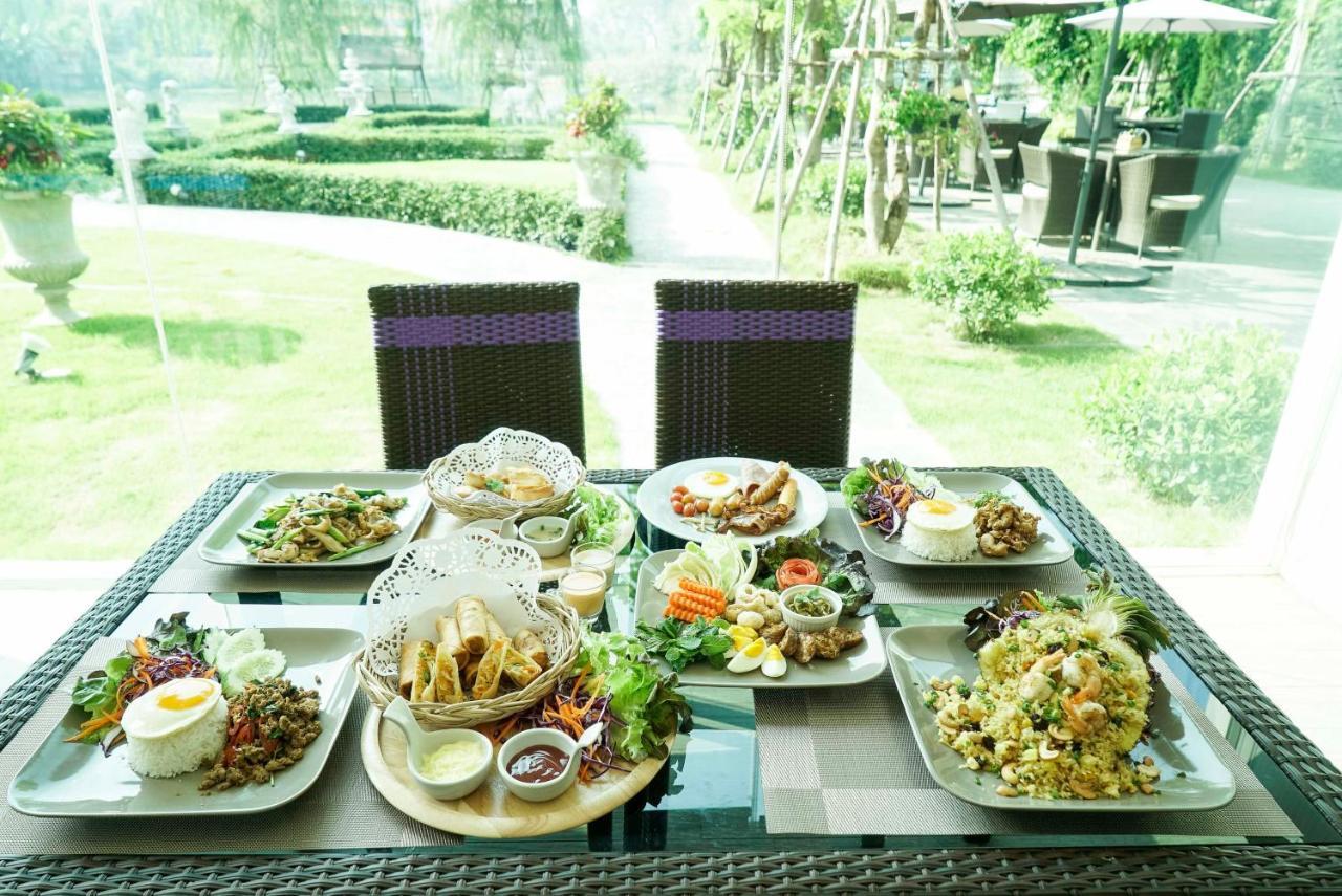 Nantra Chiangmai Riverfront Hotel Chiang Mai Exterior photo